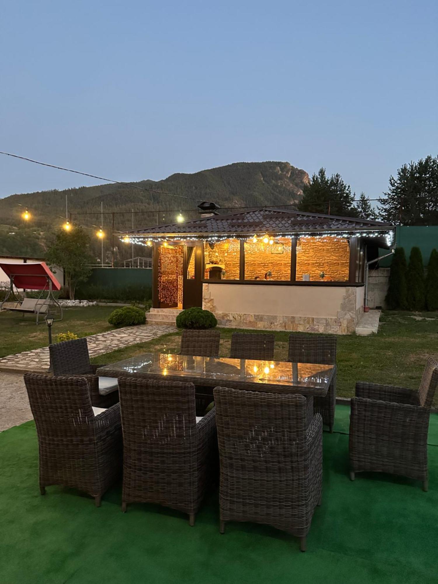 Villa Paradise Белі Іскар Екстер'єр фото